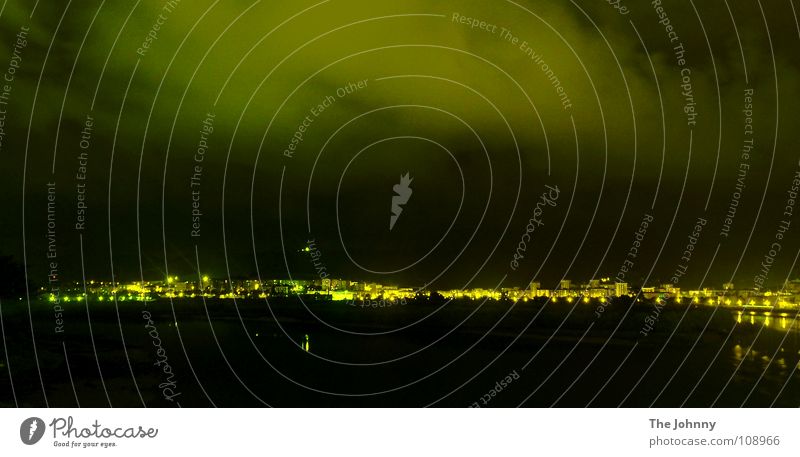 Irún Green Town Night Light Foreign countries Long exposure Dangerous Ocean irun cloud of poison atomically contaminated