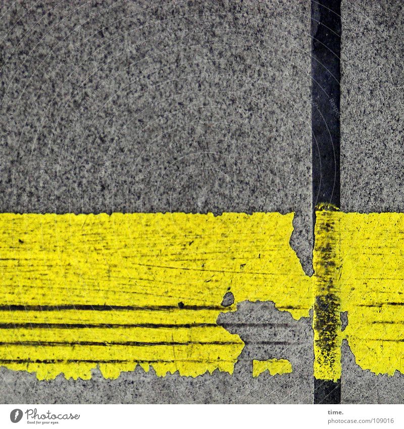 Order is half the life ... [I] Colour photo Exterior shot Decoration Services Transport Traffic infrastructure Platform Concrete Broken Yellow Gray Friction