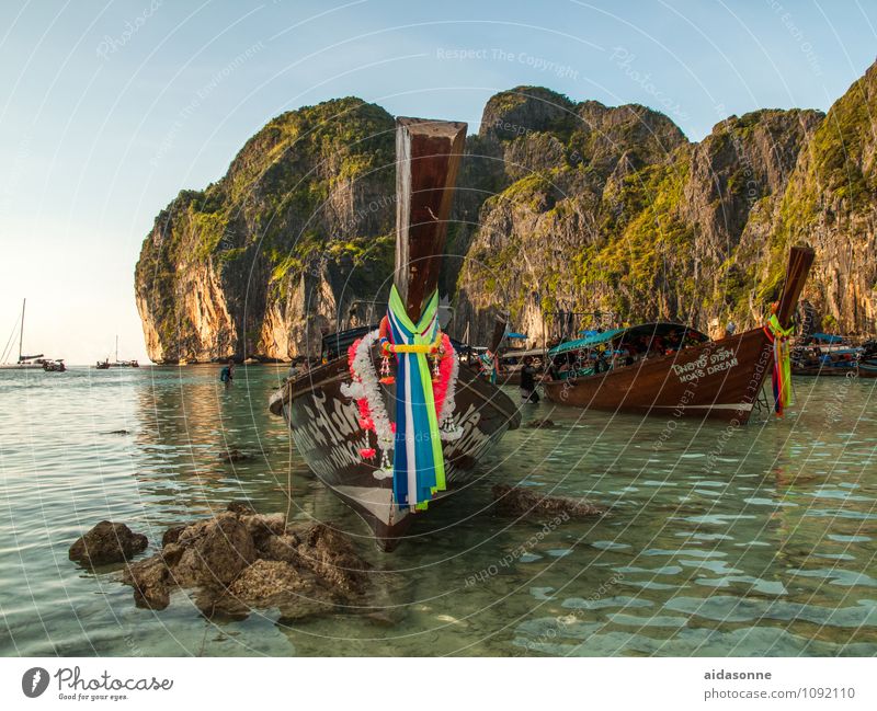 Andaman Lake Landscape Water Cloudless sky Sunlight Summer Beautiful weather Coral reef Contentment Joie de vivre (Vitality) Warm-heartedness Attentive Caution