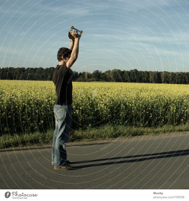 Skater Two Clouds Bad weather Stripe Canola Plant Photosynthesis Blossom Agriculture Bio-diesel T-shirt Black Belt Pants Footwear Upper body Skateboarding