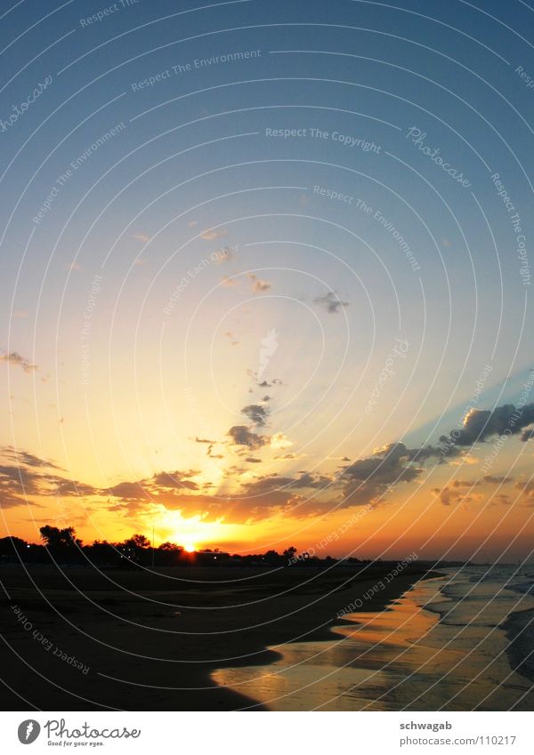 morning-hour Clouds Ocean Beach Sunrise Sunbeam Summer Italy Morning Waves Coast Water Blue sky Sky Sand bibione schwagab