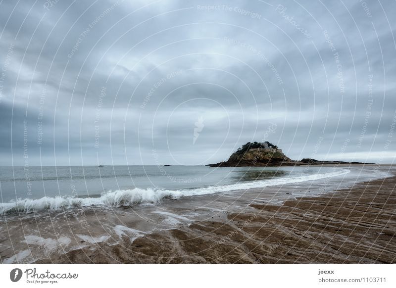 gap Sky Clouds Horizon Bad weather Waves Coast Beach Ocean Island Deserted Dream house Old Colour photo Subdued colour Exterior shot Copy Space top Day Contrast