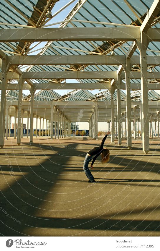 cbras strip Roof Barcelona Spain Concrete Forum Woman Crooked Column Shadow Electricity Perspective Edgewise Transparent Architecture