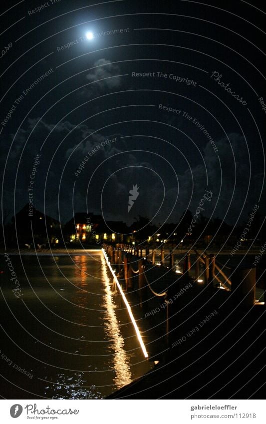 Cozumel at night. Sky Jetty Wood flour Physics Vacation & Travel Yucatan Diving equipment Long exposure Mexico happy moon bright clouds interesting dark mood