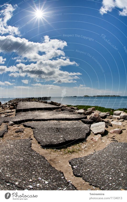 Damagede walkway Sun Beach Ocean Sky Clouds Spring Weather Beautiful weather Coast Blue Destruction Asphalt damage oceanside water Day daytime Blue sky