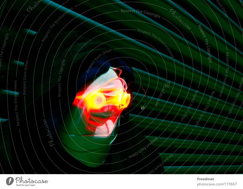 eyesight Hongkong Shift work Long exposure Frisbee Cottbus Creepy Red Yellow Green Hooded (clothing) Diagonal Connectedness Psychotic Dark Portrait photograph