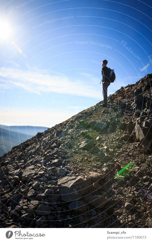 abandonment Young man Youth (Young adults) 1 Human being 18 - 30 years Adults Rock Mountain Hiking Optimism Willpower Brave Calm Endurance Loneliness Task