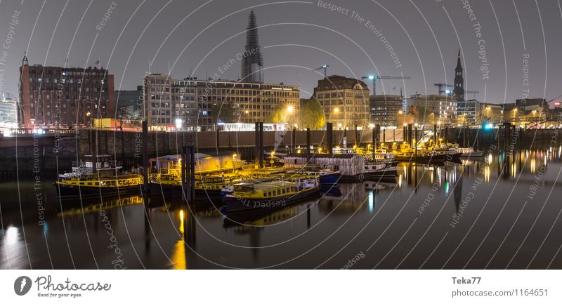 Hamburg Port NACHTS IIII Vacation & Travel Summer Town Port City Harbour Tourist Attraction Landmark Monument Esthetic Colour photo Exterior shot Deserted Night