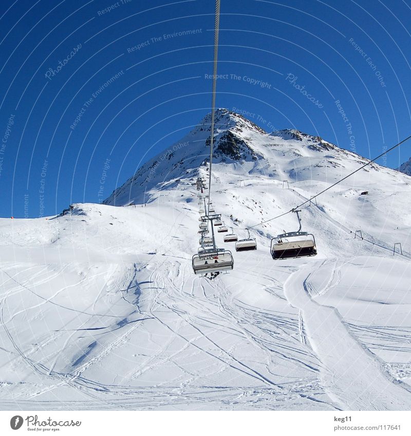 hover Glacier Austria White Winter Snowboard Winter sports Vacation & Travel Sports Saint Jakob Cable car Chair lift Mountain Ice Climate Rock Point Alps Blue