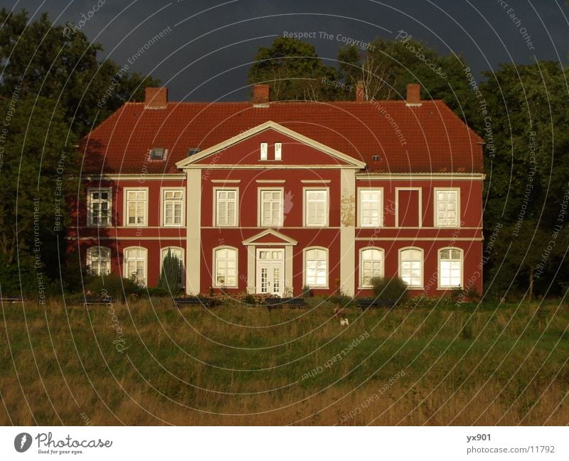 Red House House (Residential Structure) Blue with Sky