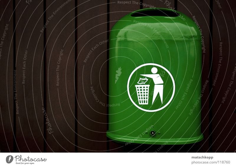 Trash? Trash container Pictogram Green Gaudy Brown Dark brown Fresh Wood Stripe Black Air Cold Winter Glittering Screw Opening Hang Signs and labeling Trashy