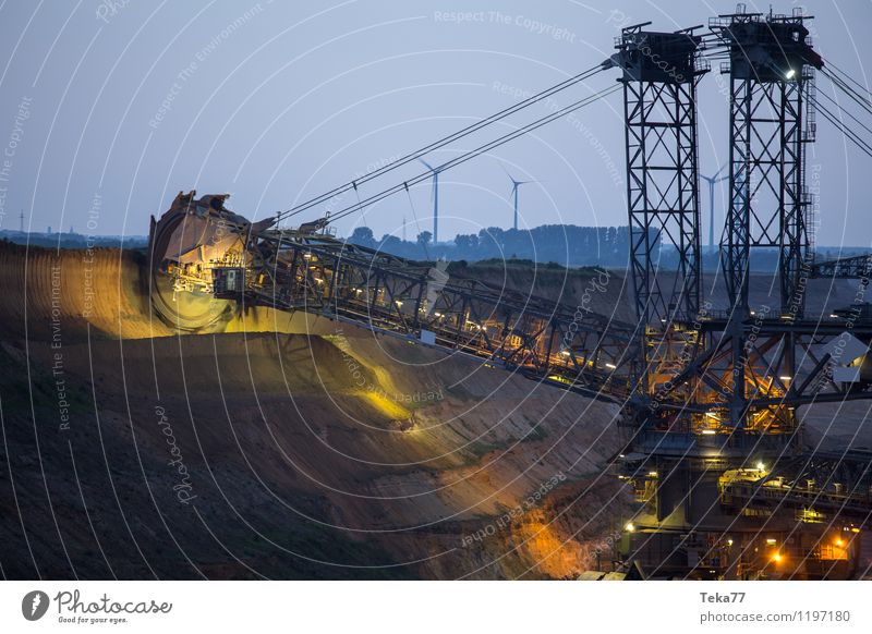 evening BAU IIII Machinery Construction machinery Energy industry Coal power station Energy crisis Environment Nature Landscape Earth Power Mining Garzweiler