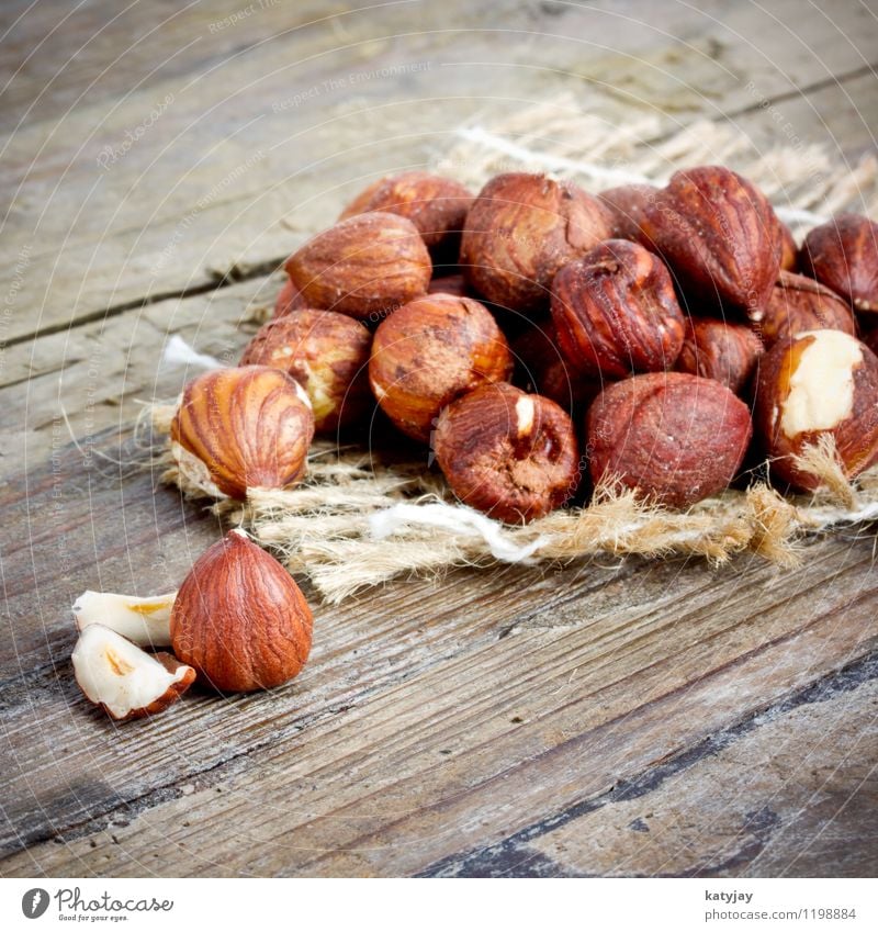 hazelnuts Hazelnut entirely whole Brown Nut Autumn Seed Winter December Fresh White Background picture Sheath Christmas & Advent Nutcrackers Nutrition Near