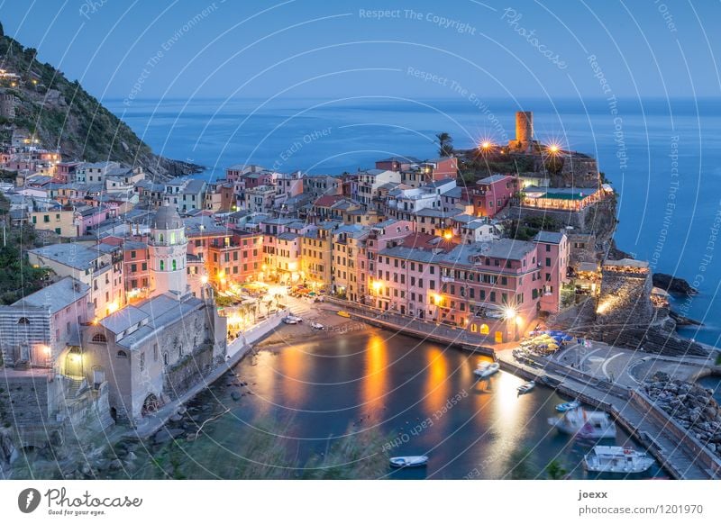 vernazza Vacation & Travel Tourism City trip Ocean Water Sky Horizon Summer Beautiful weather Mountain Coast Vernazza Italy Fishing village