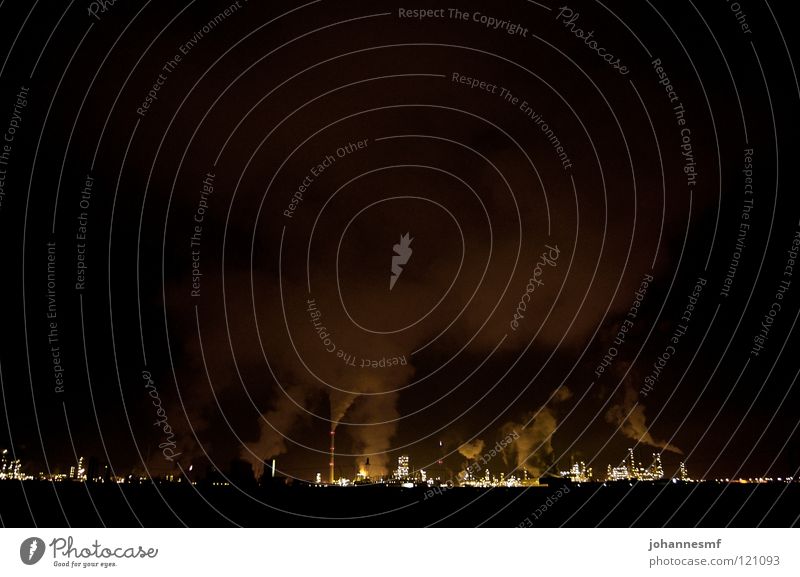 Sea of Light Electricity Night Exhaust gas Dark Black Refinery Clouds Industry Long exposure Electricity generating station Lighting power wastage Steam Fog