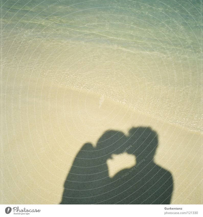 beach love Beach Ocean Kissing Love Coast Shadow Sand Couple Cuba In pairs Lovers Together Relationship Trust Affection Harmonious Happy Related Infatuation