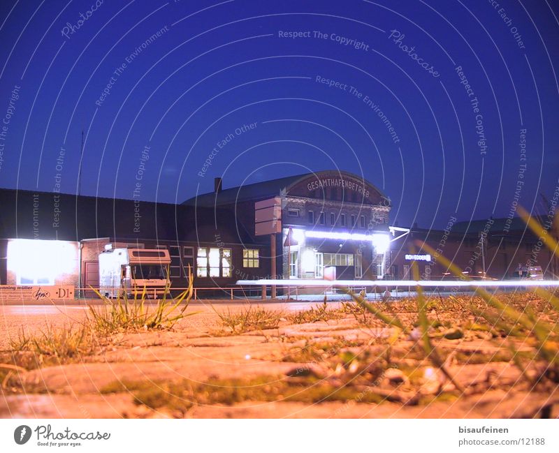 and the trail leads... Lübeck House (Residential Structure) Long exposure Architecture Street Harbour Paving stone