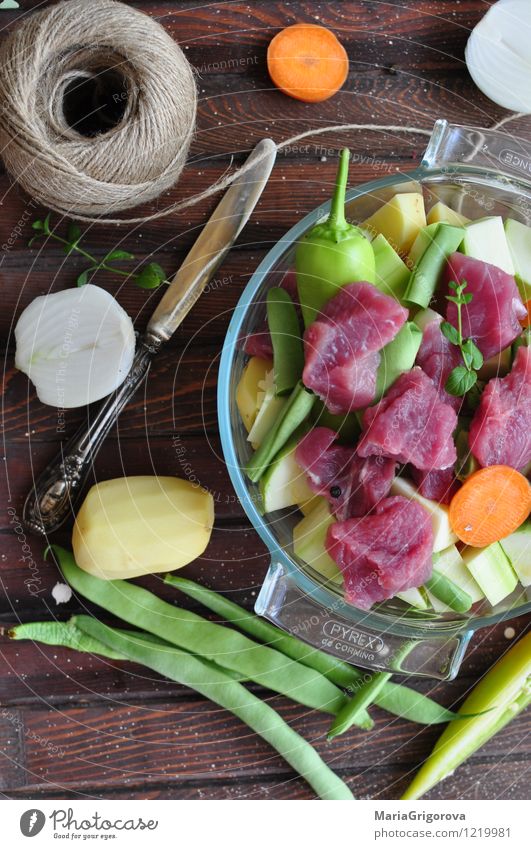 Fresh Healthy Vegetables / Food Background Meat Soup Stew Herbs and spices potato paprika Onion Carrot Beans Eating Lunch Dinner Organic produce Slow food Cup