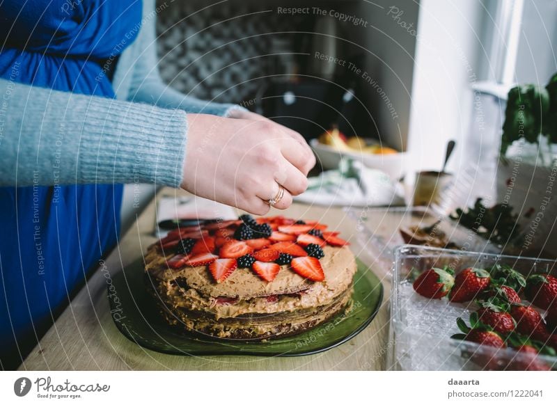 make a cake Food Fruit Cake Dessert Candy Strawberry Lifestyle Elegant Style Design Joy Harmonious Leisure and hobbies Trip Adventure Flat (apartment) Table