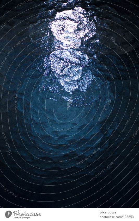 dry wet Ocean Wet Damp Waves Agitated Body of water Calm Relaxation Water Macro (Extreme close-up) Close-up Deep Glass Structures and shapes waterworld blue