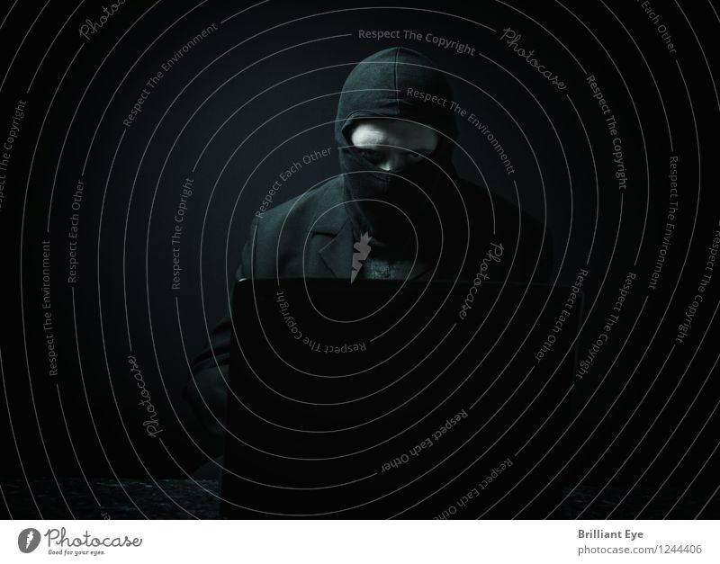 Masked data thief Office work Business Computer Notebook Internet Man Adults 1 Human being 18 - 30 years Youth (Young adults) Running Utilize Aggression Threat