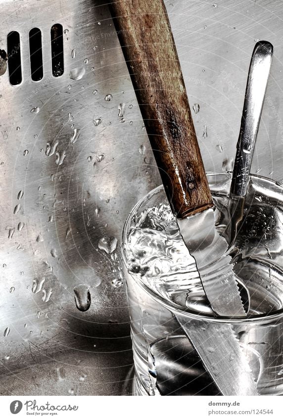 +21 Close-up Macro (Extreme close-up) Reflection Glass Knives Spoon Craft (trade) Water Drops of water Wood Metal Old Glittering Dirty Fluid Silver Door handle