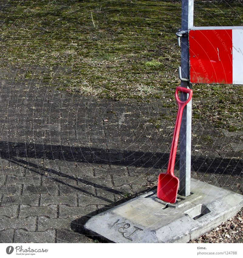 Work done, says Lukas Red Shovel Construction worker Bracket Concrete Work and employment Toys Joy Craft (trade) Signal building ban Barrier paving slabs