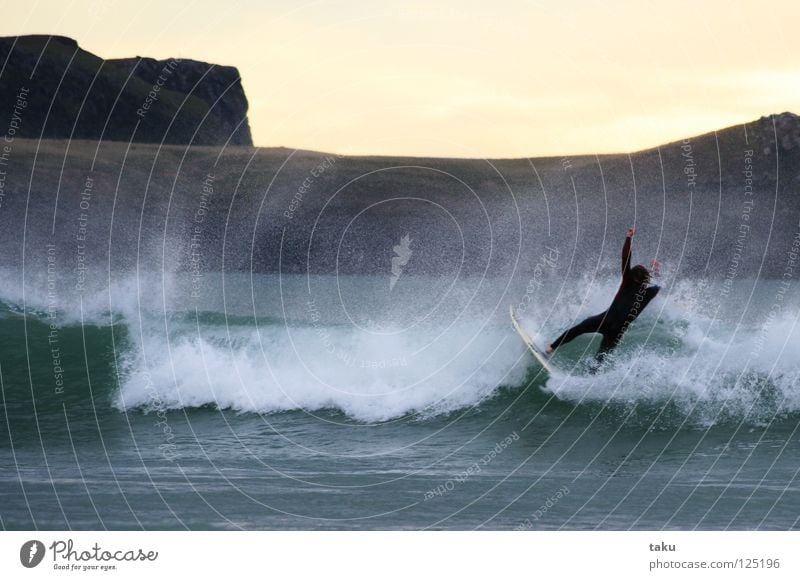 ...YEEEEEEAAAHHH...II New Zealand Surfer Surfboard Jump Summer Aquatics Sports p.b. damon early in the morning sunrise