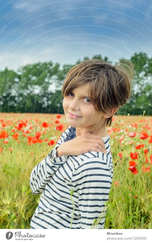 Portrait Feminine Child Girl Infancy Youth (Young adults) Life 1 Human being 8 - 13 years Observe Smiling Joy Happy Contentment Authentic Girlish Girl's hair