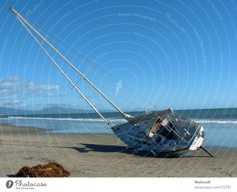 Floating flotsam 2 Watercraft Sailboat Beach Flotsam and jetsam California Pacific Ocean USA