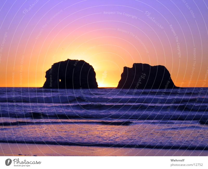 Two Rocks Sunset Ocean Oregon Coast Waves Beach USA Shadow Pacific Ocean Pacific beach West Coast Silhouette Back-light Rock formation Swell Surf Deserted