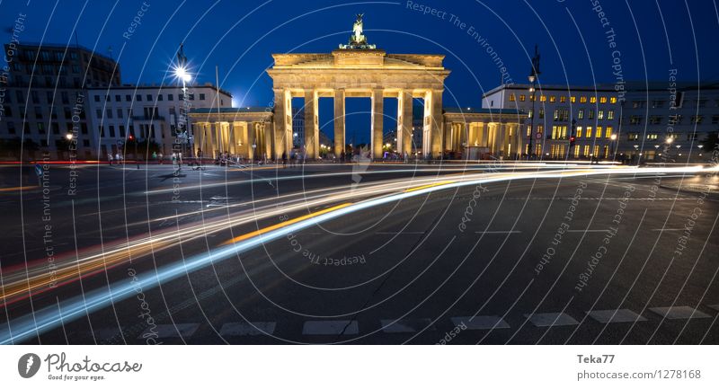 Berlin Evening III Vacation & Travel Sightseeing Night life Human being Brandenburg Gate Germany Facade Adventure Esthetic Contentment Exterior shot Deserted