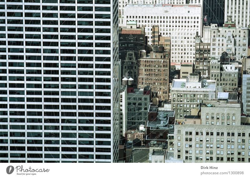 Manhattan III Capital city Downtown Overpopulated House (Residential Structure) High-rise Bank building Manmade structures Building Architecture Facade Window