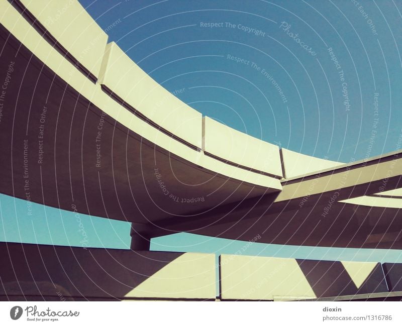 park house 3|3 Sky Cloudless sky Beautiful weather Parking garage Manmade structures Building Architecture Transport Road traffic Motoring Street Overpass Town