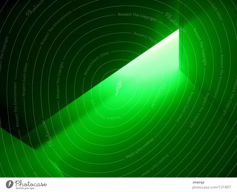 Enlightened Light Geometry Unhealthy Green Green undertone Gaudy Grass green Lighting Radiation Dazzle Corner Wall (building) Narrow Oppressive Uncomfortable