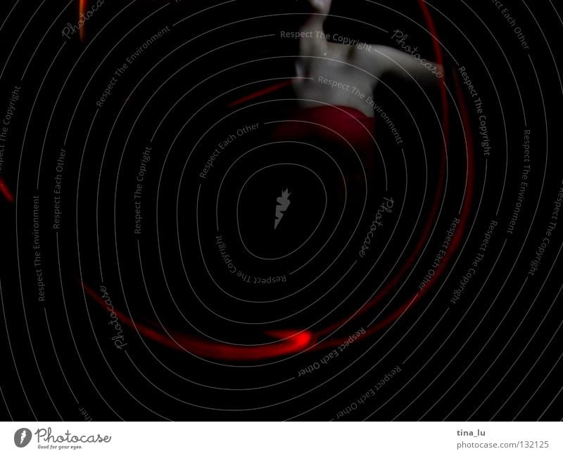 dancing in the dark II Red Dark Hand Woman 3 Movement Swing Posture Shoulder Esthetic Vertical Beautiful Feminine Light Elegant Mysterious Dance Long exposure