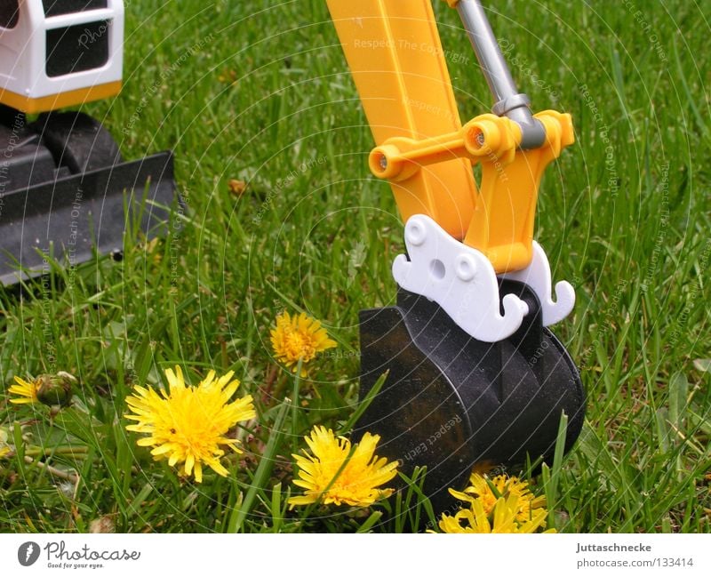 pull Excavator Toys Shovel Yellow Dandelion Summer Green Meadow Playing Grass Flower Dig Industry Power Force Transport bobcat low-grip Garden toy Juttas snail