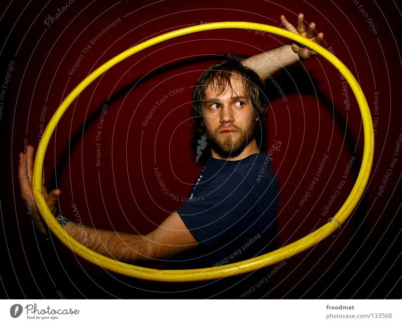 Yin Yang Hula hoop Hongkong Red Yellow Action Sweaty Circus Rotate Headache Diagonal Timidity Vignetting Shows Acrobat Homosexual Facial hair Cute Sweet Swing