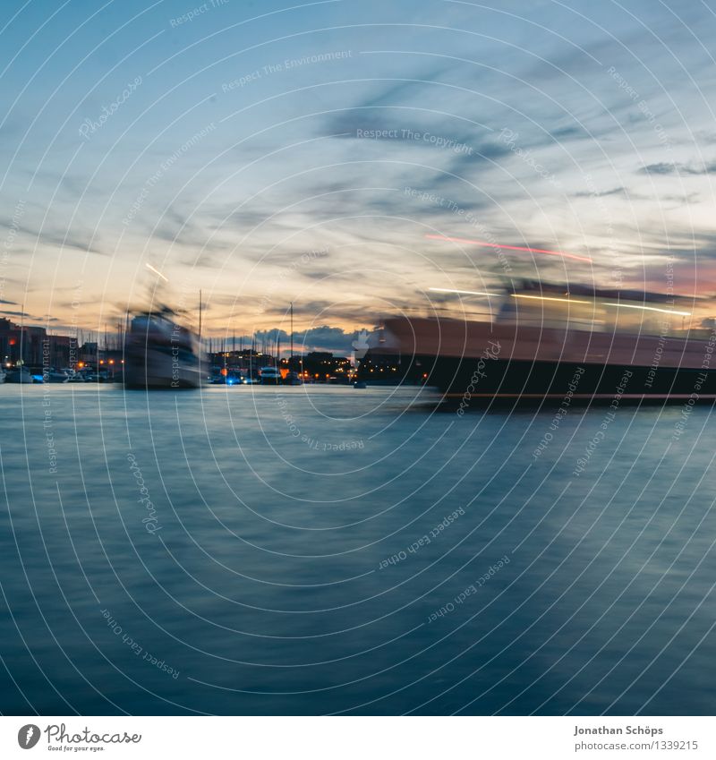 Le Vieux Port de Marseille II France Port City Old town Harbour Exceptional Movement Harbor city Long exposure Mediterranean sea Watercraft Sky Clouds Blue