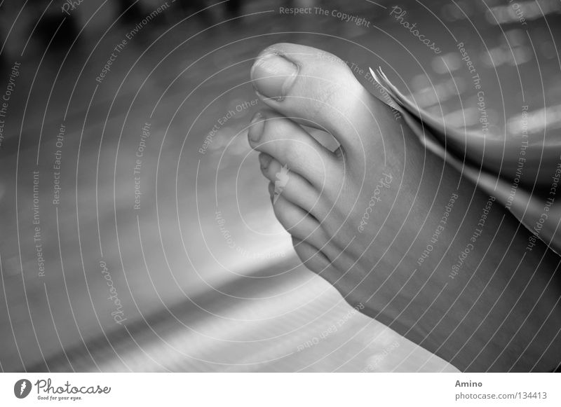 Go! Go! Woman Man Black White Gnaw Diagonal Swimming pool Black & white photo Human being Feet b/w photography ten Skin Freedom