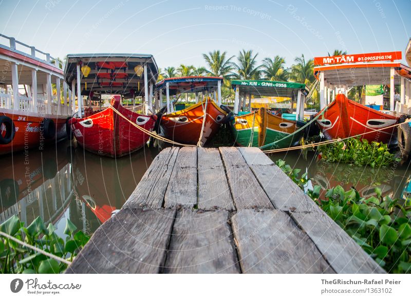 footbridge Environment Village Fishing village Small Town Brown Multicoloured Yellow Gold Green Orange Red Black White Watercraft Footbridge Rope Wooden board