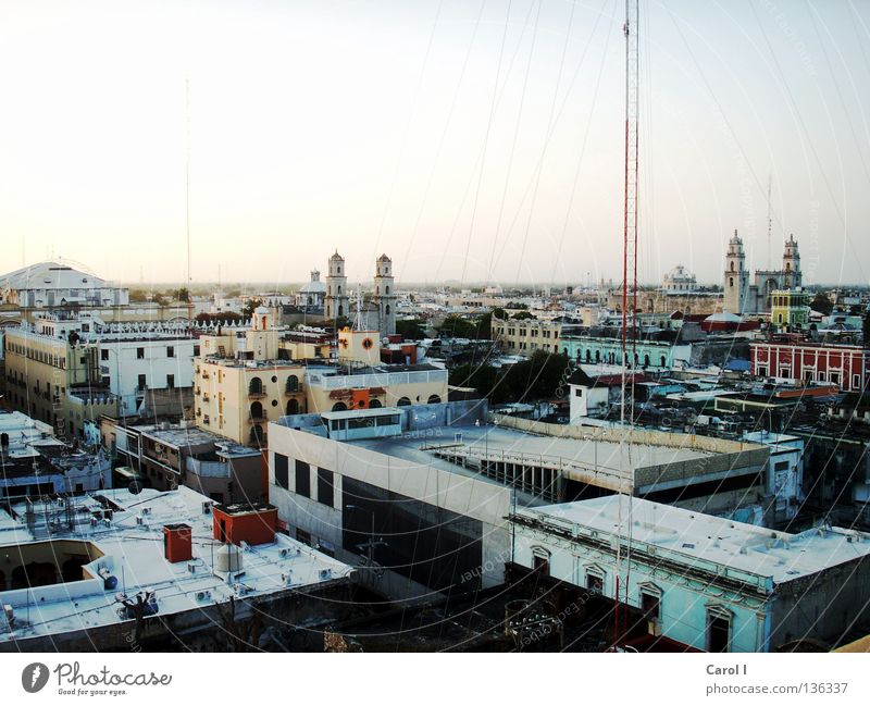 Merida Mérida Town Movement Life House (Residential Structure) Crane Vacation & Travel Tin Large Peninsula Tourist Roof Inhabited Morning Mexico Panorama (View)