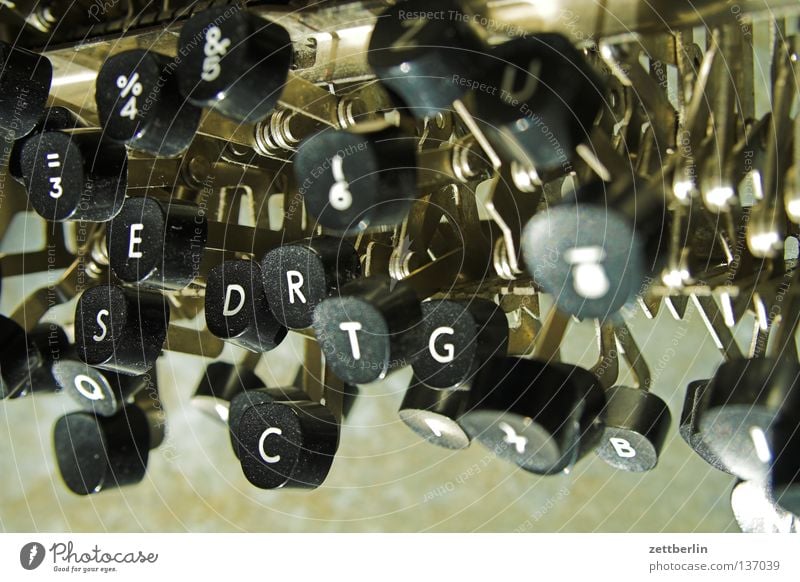 writer's block Typewriter Written Clerk Typography Broken Decay Decline Writing utensil Letters (alphabet) Document Typing Page separator Obscure Characters