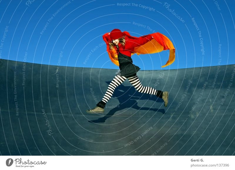 jump mouse Joie de vivre (Vitality) Energized Exuberance Contentment Splits Jump Striped Tights Pippi Longstocking Little Red Riding Hood Baseball cap Headwear