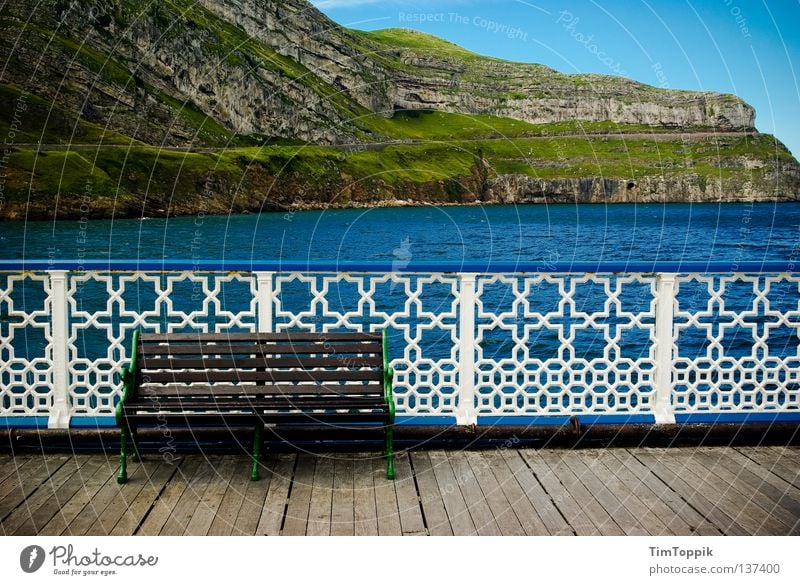 Llandudno Footbridge Ocean Park bench Coast Jetty Plank Brighton Wales England Beach Cliff Vacation & Travel Atlantic Ocean Fence Calm Relaxation Loneliness