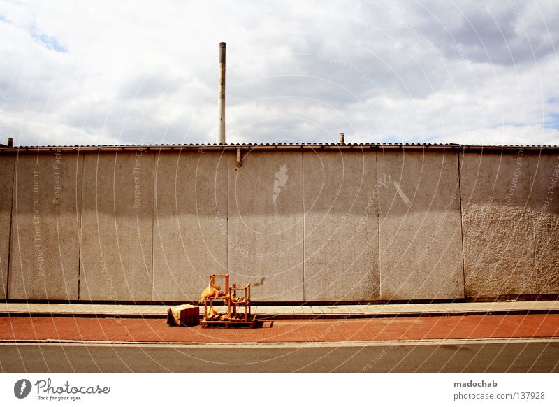 FOUND OBJECTS Wall (barrier) Gray Concrete Industrial Trash Indifference Graphic Industry Architecture Boredom Sky wnad Reduce Line Gloomy Trashy Colour Things