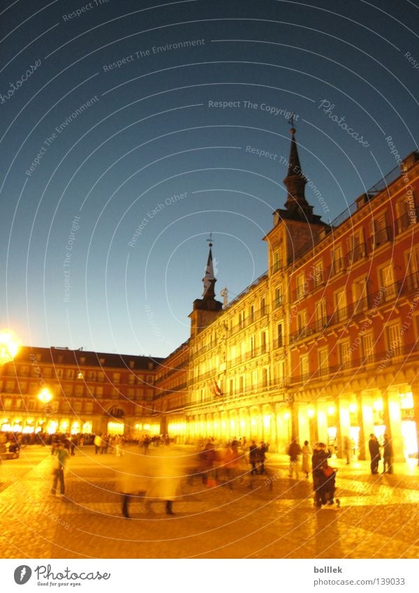 Plaza Mayor | Madrid Light Night shot Town Long exposure Lantern Traffic infrastructure Human being