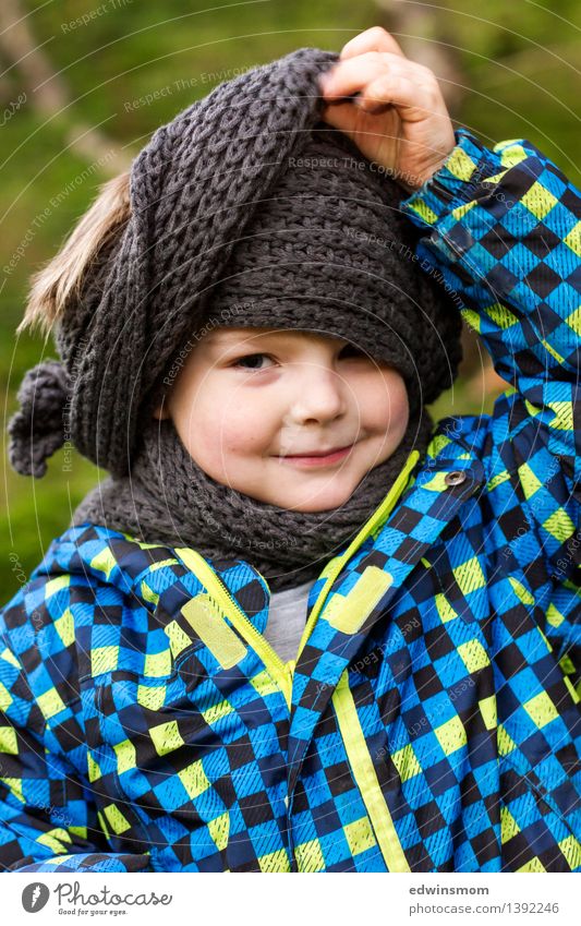 Daddy's scarf Masculine Child Boy (child) Infancy Face 1 Human being 3 - 8 years Autumn Jacket Accessory Scarf Short-haired Utilize To hold on Smiling Looking