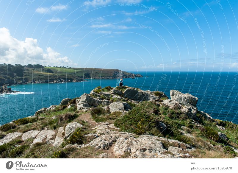 Cap 6-1 Swimming & Bathing Freedom Summer vacation Ocean Waves Hiking Feminine Human being 30 - 45 years Adults Nature Beautiful weather Rock Coast Bay Fjord