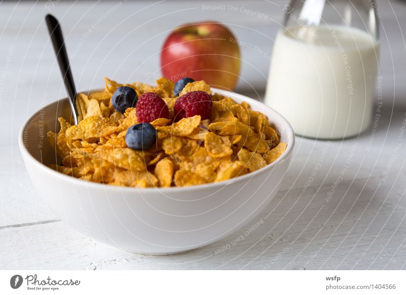 Cornflakes in a bowl Fruit Apple Breakfast Milk Bowl Wood Old breakfast cereals Flake Blueberry Cereals raspberry Strawberry Grain Eating shell